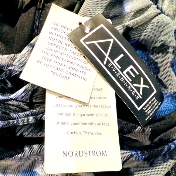 Alex Evenings Blue Floral Ruched Cocktail Dress, Size 4 - Picture 7 of 8